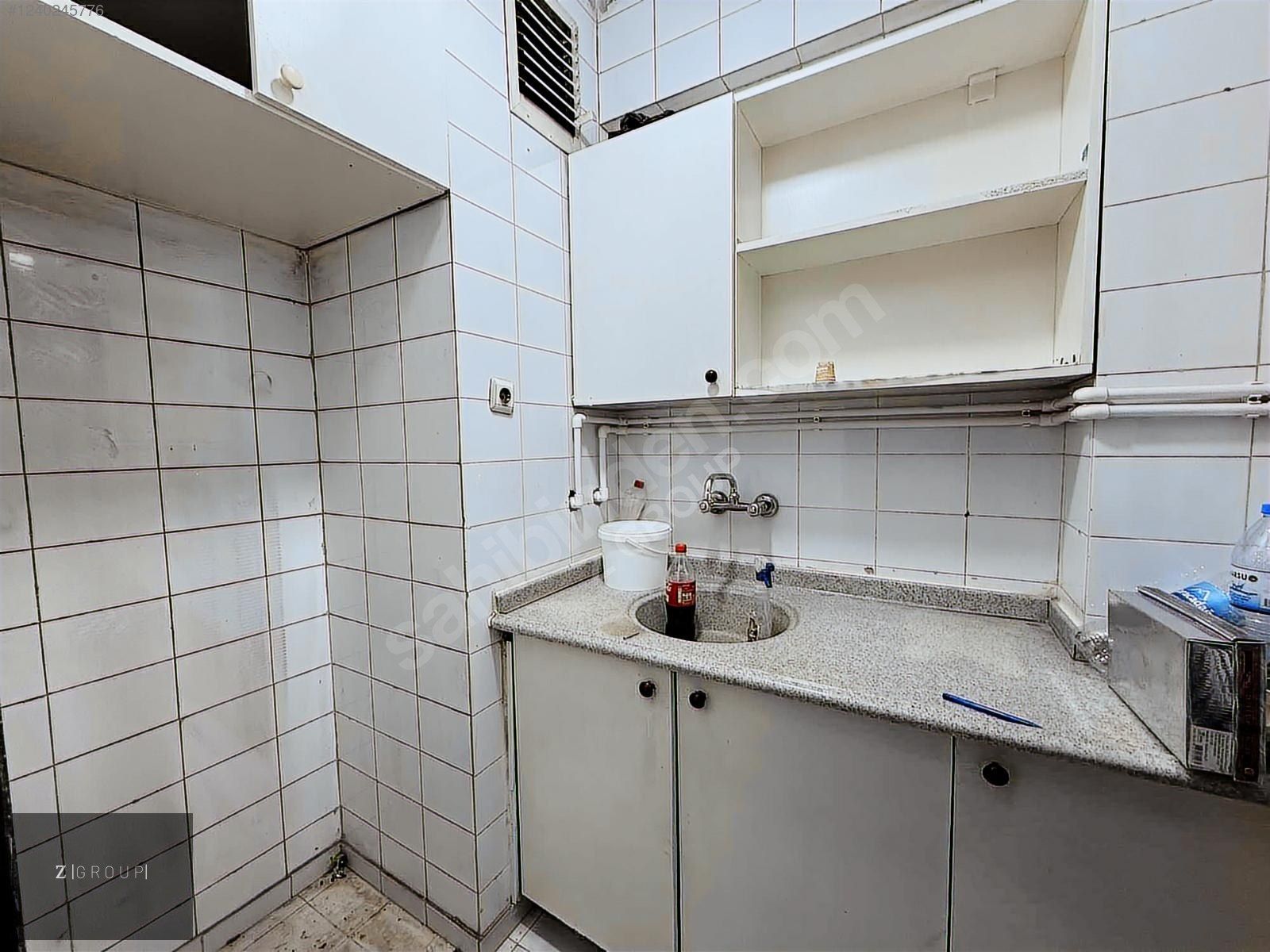 Z GROUP'DAN EMNİYET KARŞISINDA SATILIK GENİŞ OFİS